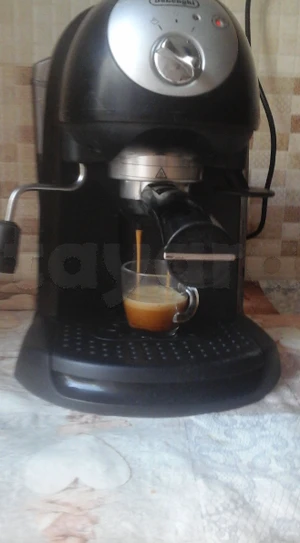 Machine à express delonghi EC 201.CD.B pour café moulu