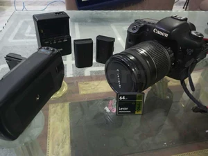 Canon EOS 7D 