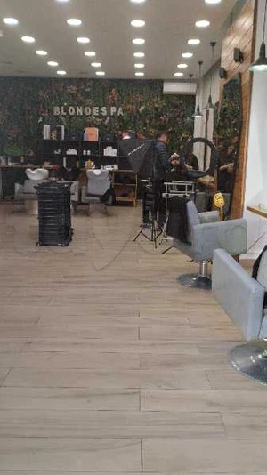 location centre coiffure esthétique hamem avec matériel 24456462