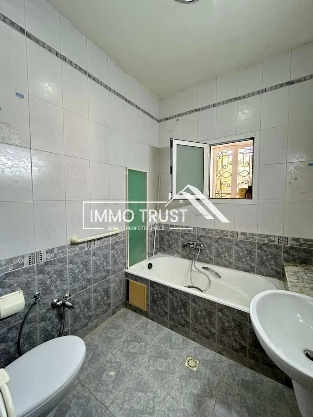 selected image