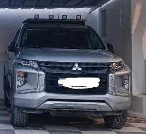  Mitsubishi L200 Sportero