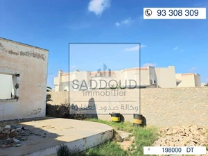À vendre terrain 595 m² à Route el Ain km 6.5, à 50m de la route principale