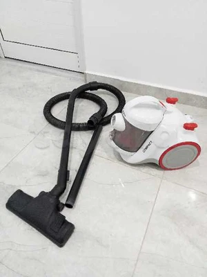 aspirateur comme neuf 