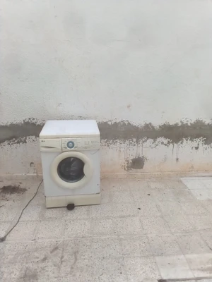 À vendre un machine à laver LG 7 kg