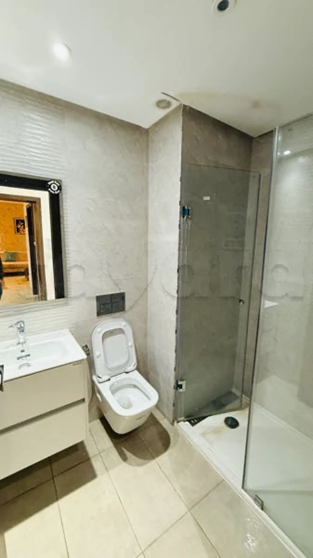 selected image