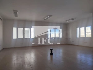 Bureau en 4 espaces -190m²- Chotrana-IFCA94