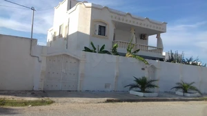 Belle villa à Hammam Chatt Coté plage