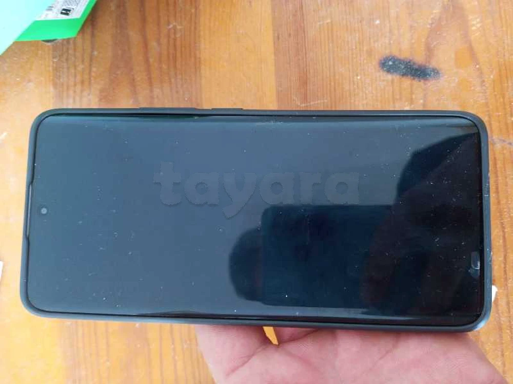 tayara - Selected image backdrop
