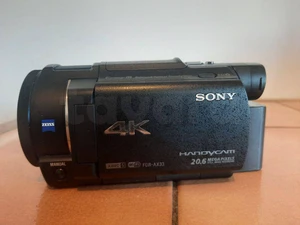 Sony AX33 neuf