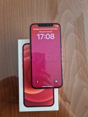 Iphone 12 RED Rouge Flamme presque Neuf 0 rayure