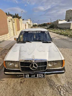 Mercedes 240 w123 boîte 5. 10ch