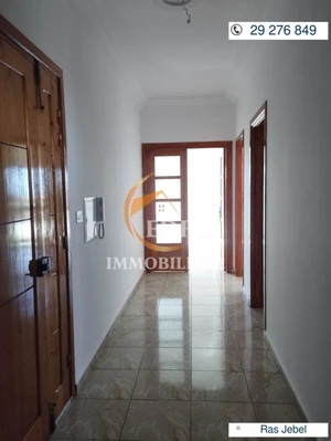publié par EDF immobilière  - Réf 2458: chic Appartement s+2 à Ras Jebel, Bizerte - Réf 2458 :EDF Immobilière met en vente un Bel appartement à Ras Jebel Bizerte ✨emplacement idéal 7 minutes de la mer et sur la Route principale 
🟠superficie: 100m² 
composée d'un: 
vaste salon, deux chambres à coucher; cuisine équipée , salle de bain +terrasse 
🟠 prix de vente: 170 MD
 Pour plus de renseignements, veuillez nous contacter sur le 
29 276 849/ / 29 276 359/ 72 423 856📞 - Appartements