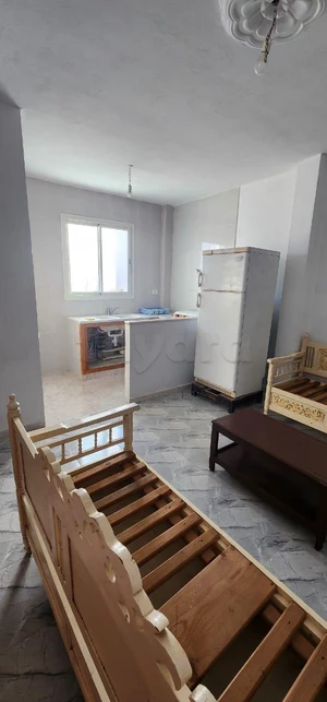 salon meuble  , cuisine et salle d'eau a el mourouj 5 , Cite El Faouz