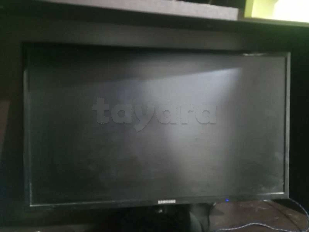 tayara - Selected image backdrop