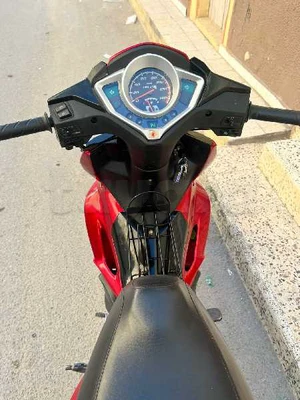 Moto Itucy Spark