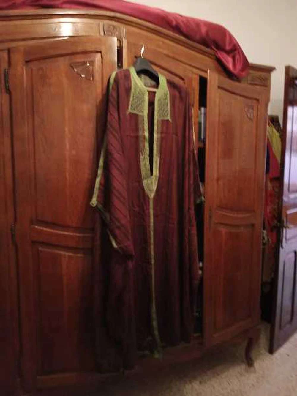 selected image