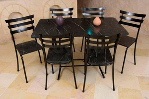Table + 6 chaises