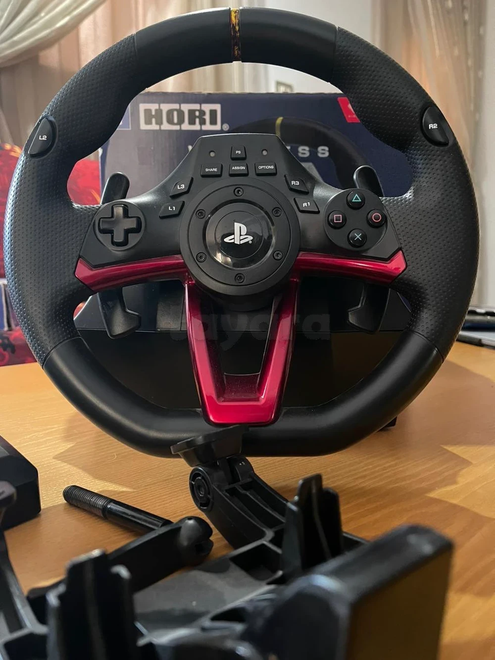 Volant racing wheel sans fil apex hori PS4 /PC