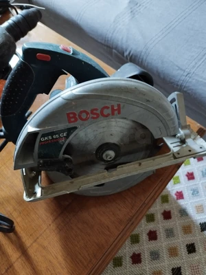 Scie circulaire Bosch 