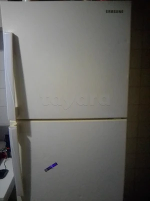 Vente réfrigérateur SAMSUNG excellente état presque neuf cause déménagement 