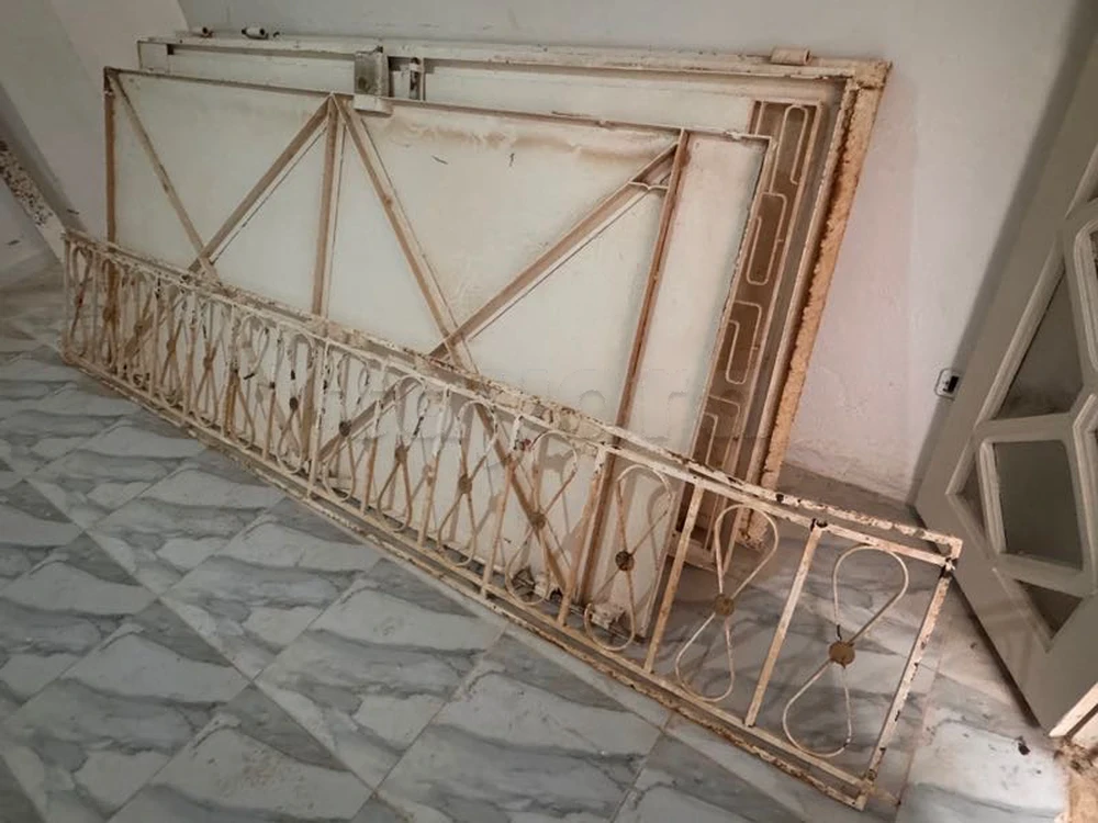 selected image