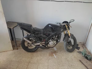 Moto 50cc boîte 6