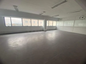 A louer un bureau en open space 270m² a Mohamed 5