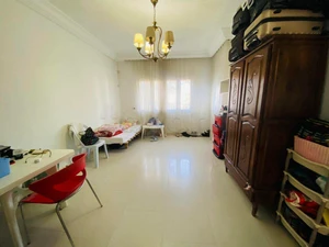 A vendre magnifique appartement S3 ( 1er étage) à Manar 2