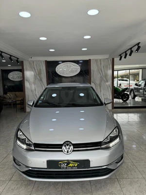 🌟 Volkswagen Golf 7 🌟  📲 51 080 080 | 54 011 100 🔁 Possibilité de vente ou échange  Caractéristiques: ➖ Immatriculation 243 TU ➖ Motorisation essence